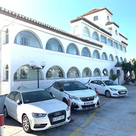 Apartament Aguamarina On The Beach Front Apartment Mijas Costa Exterior photo