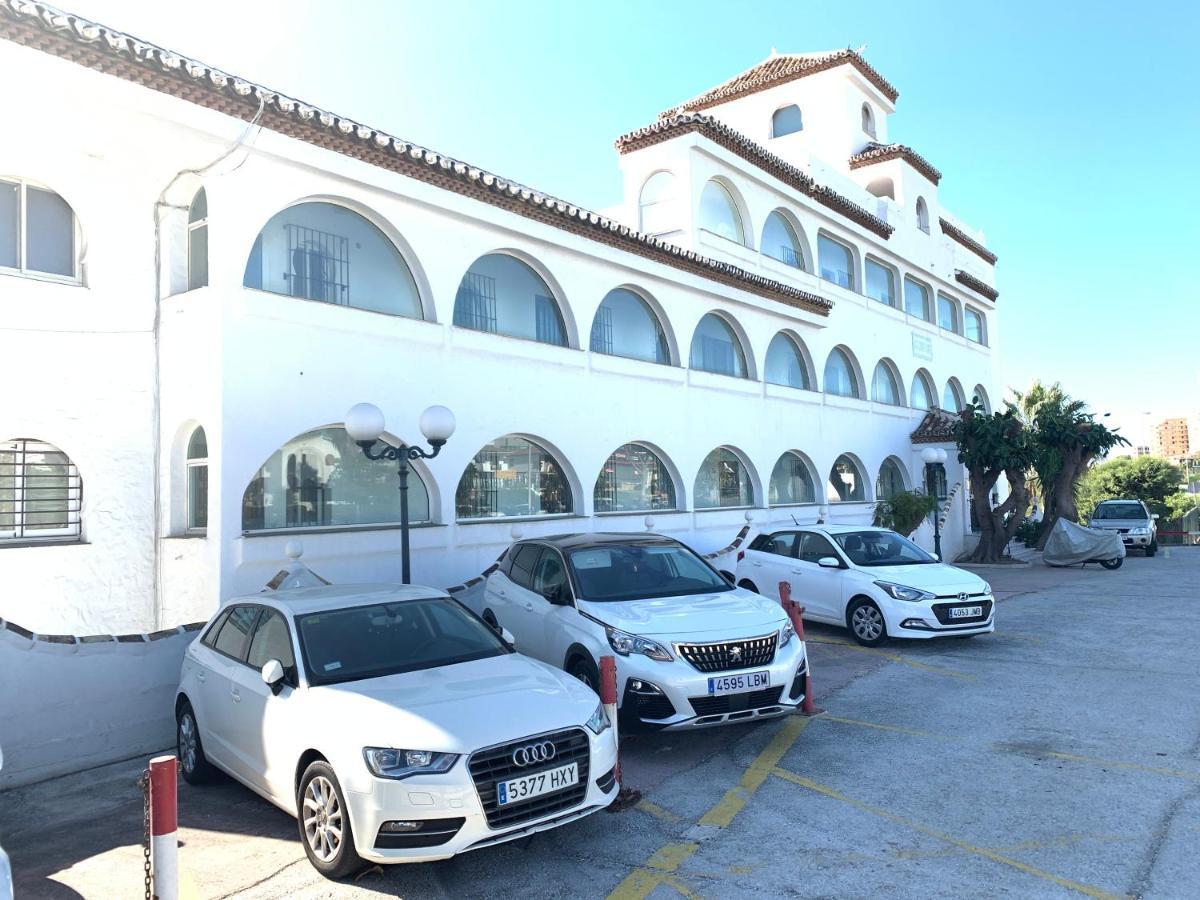 Apartament Aguamarina On The Beach Front Apartment Mijas Costa Exterior photo